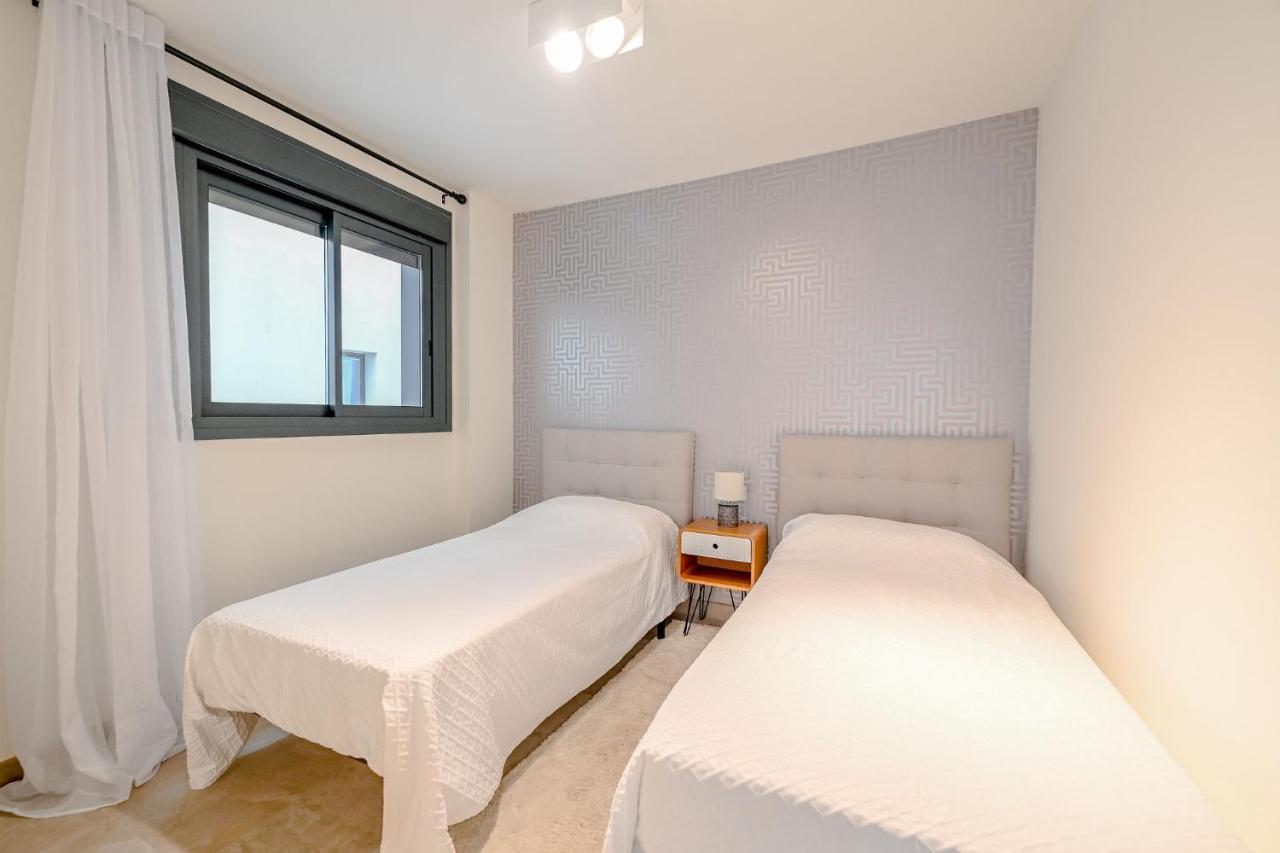 Seashell Infinity Luxury Apartment Estepona Buitenkant foto